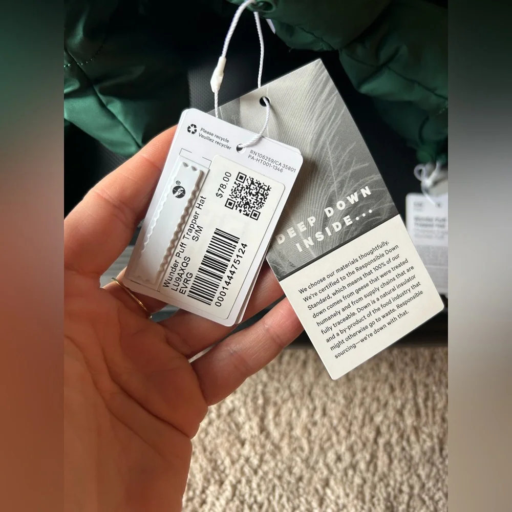 NWT Wunder Puff Trapper Hat in Everglade Green size Small/medium - Picture 7 of 9